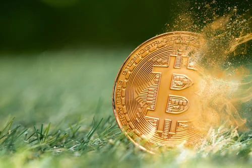 Weekend Round-Up: Bitcoin's Rollercoaster Ride, Strategy's 'Minuscule' Sale and More